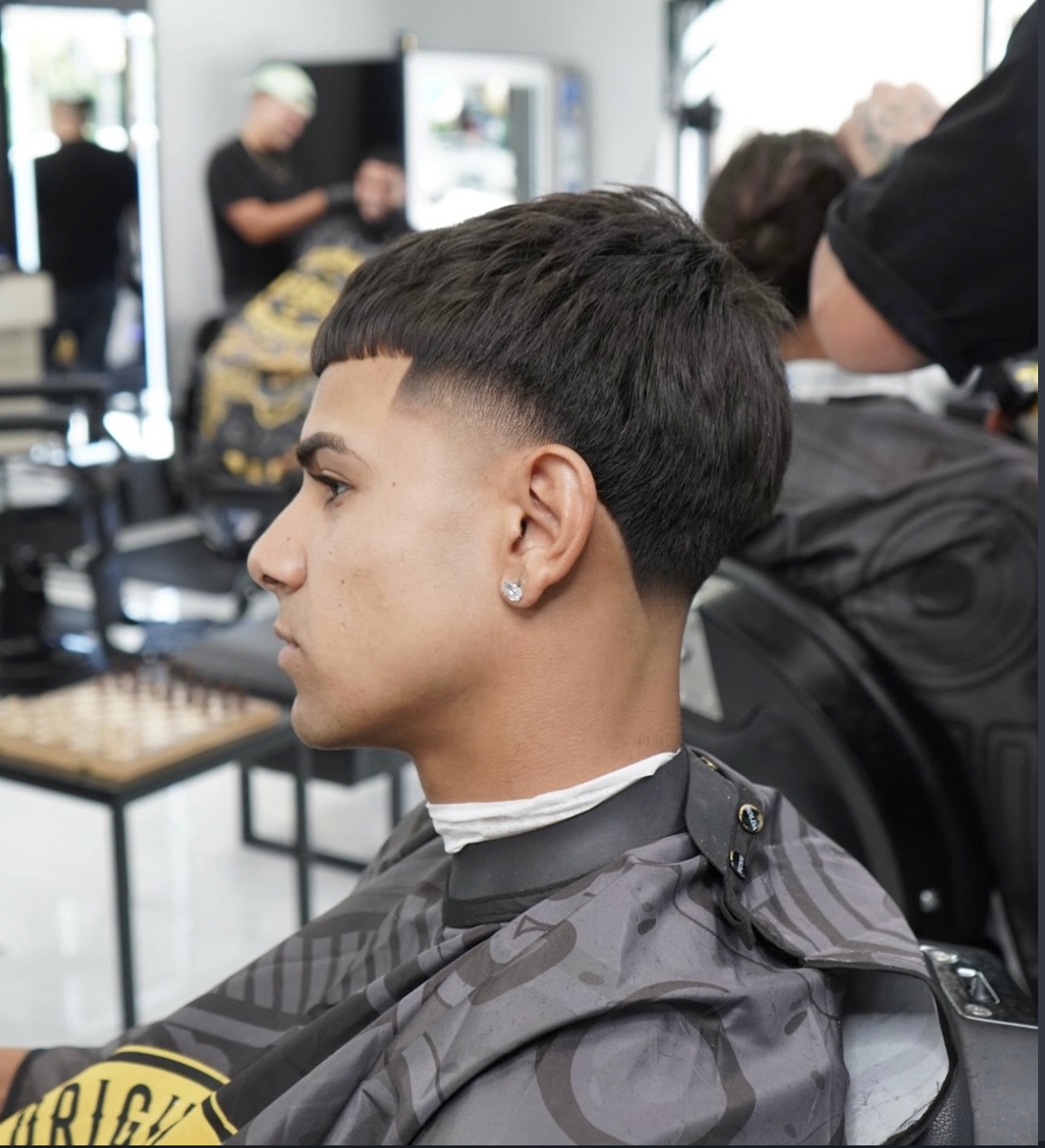 Mullet / Burst Fade